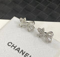 Earrings V289