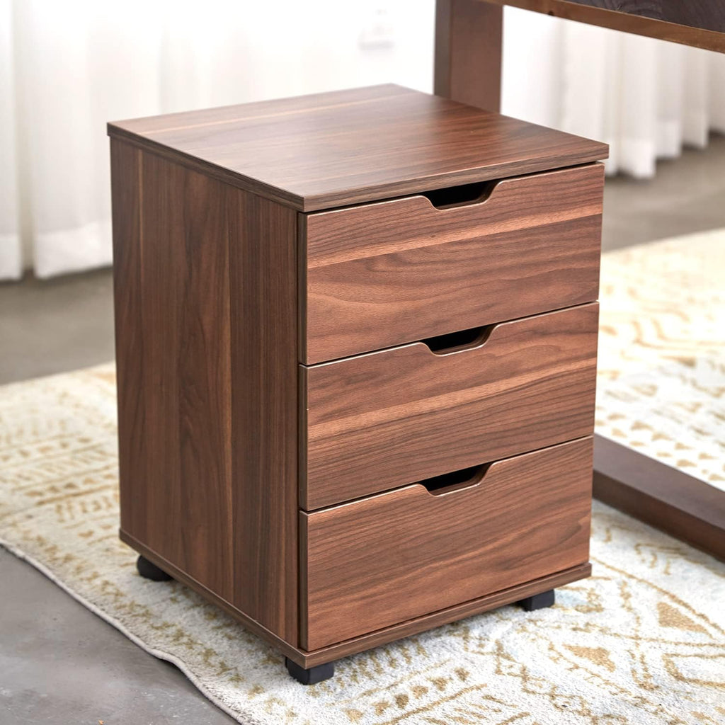 White 5 Drawer File Cabinet with Casters M927265