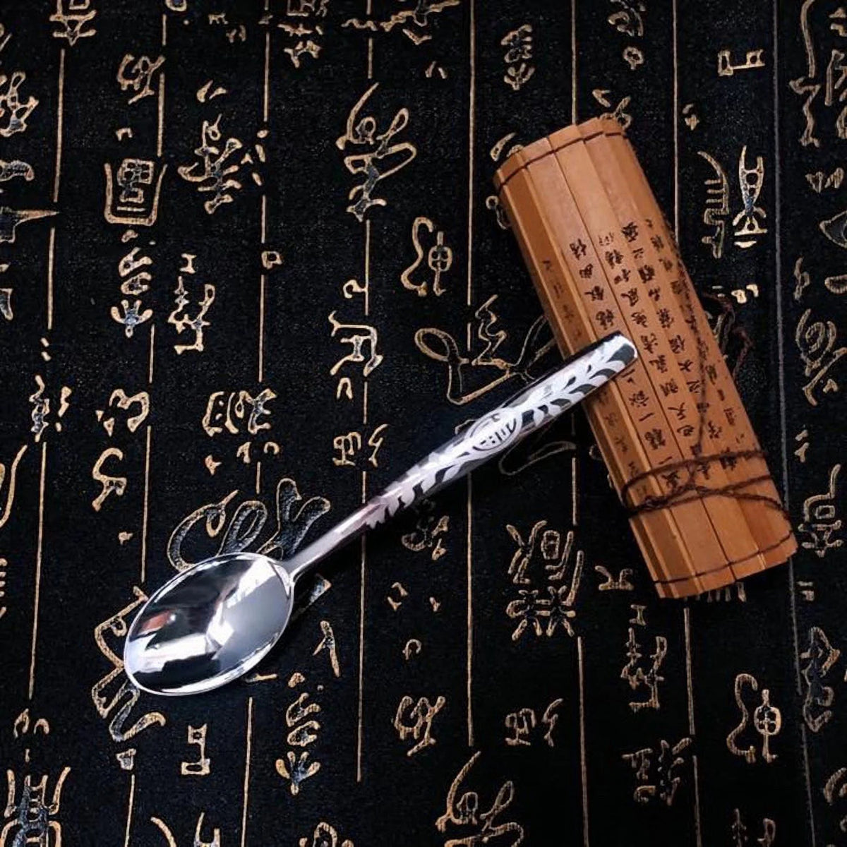 999 Sterling Silver Long Handled Soup Spoon A400974