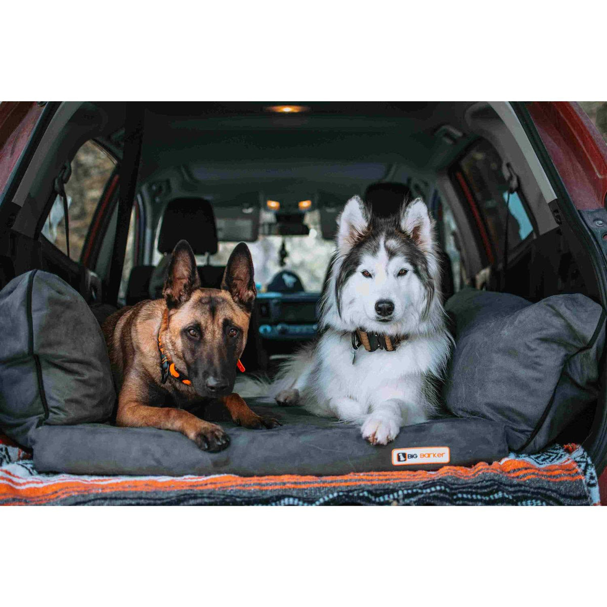 Backseat Travel Bed A75942